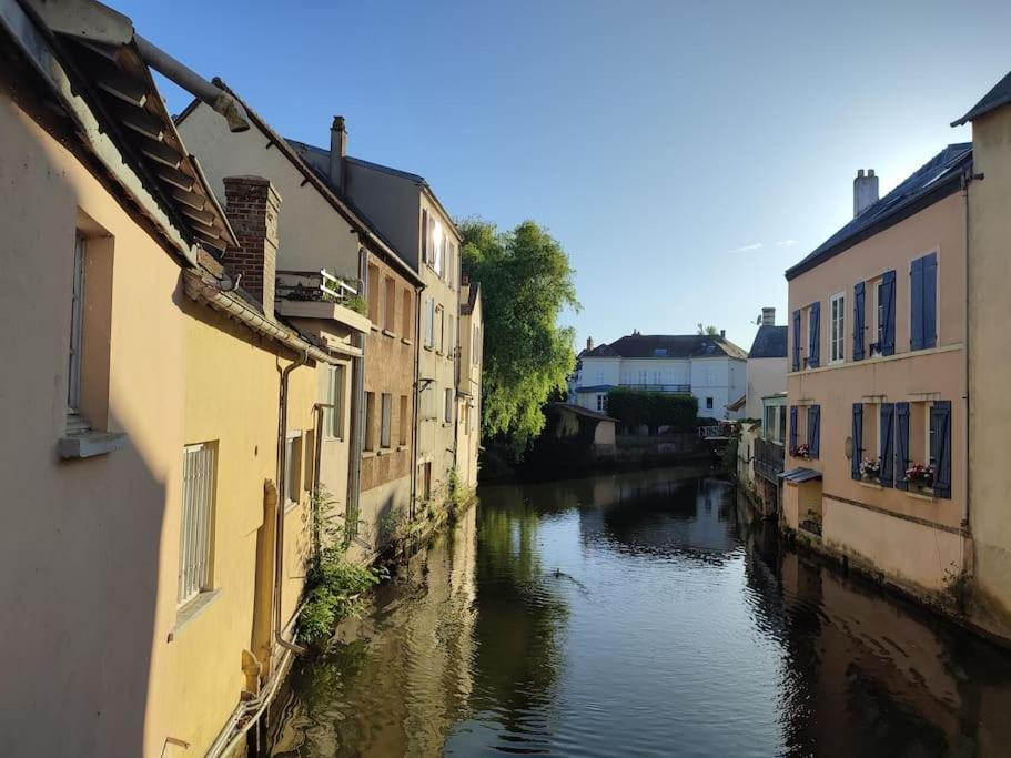 Le Chic Ethnic Dreux Apartment Exterior foto